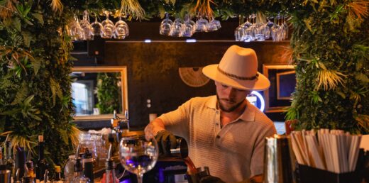 Venez passer la soirée au B.B Cannes, votre bar de nuit à Cannes !